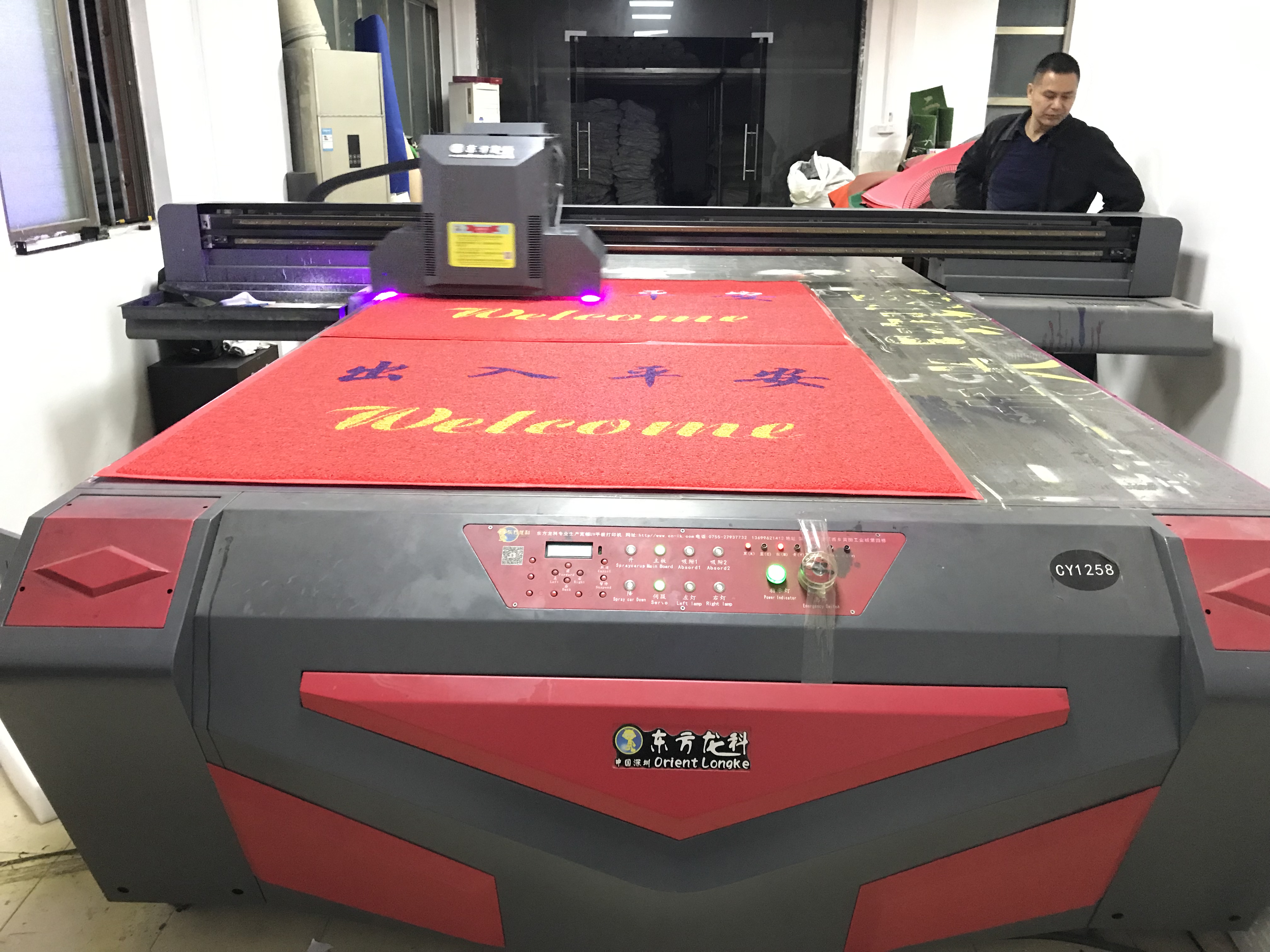 UV印刷機在市（shì）場趨勢是多大（dà）？